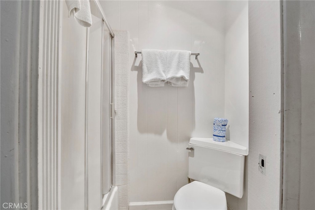366 Curly Property Photo 19