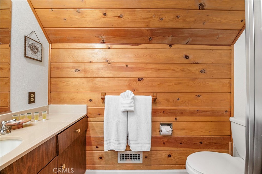 366 Curly Property Photo 20