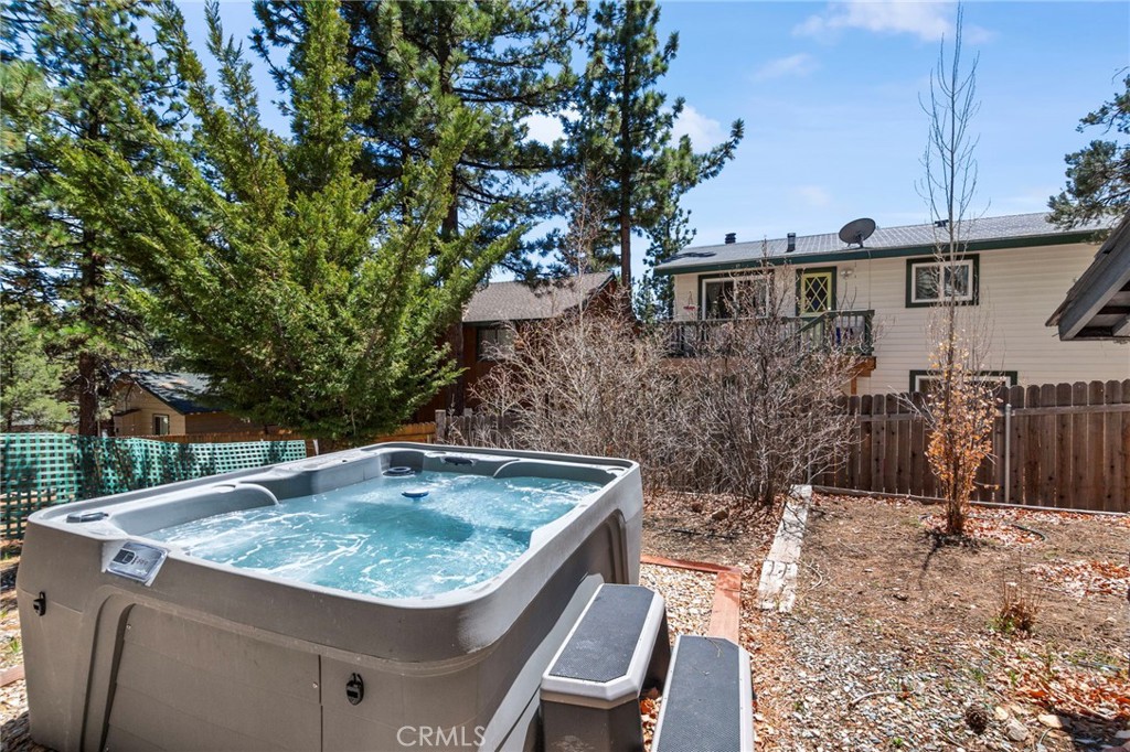 366 Curly Property Photo 26