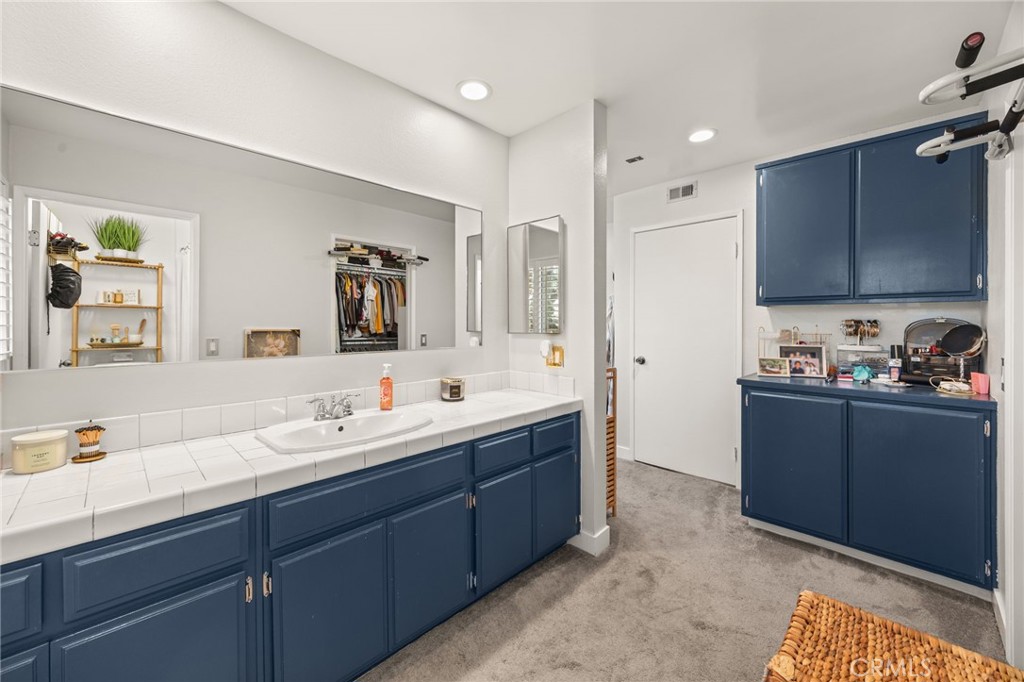 1380 W Capitol 307 Property Photo 11
