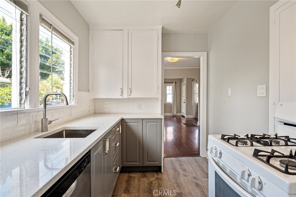 1620 California Property Photo 16