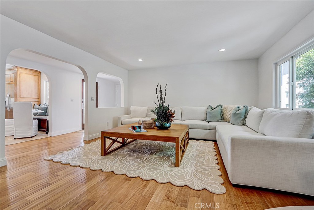 1102 10th Property Photo 1