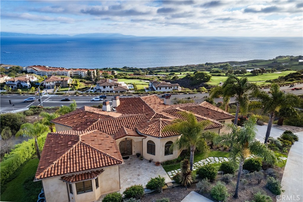 3231 Palos Verdes S Property Photo