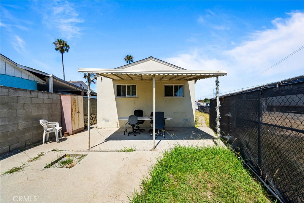 24412 Broad Property Photo 5