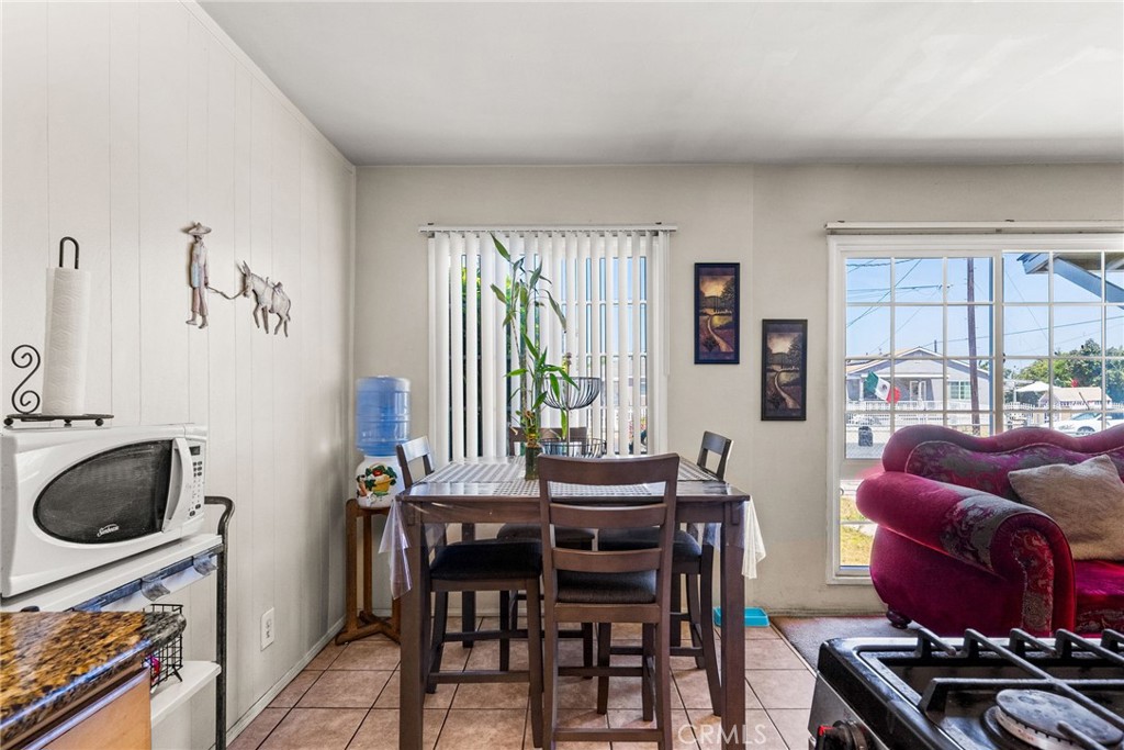 24412 Broad Property Photo 11