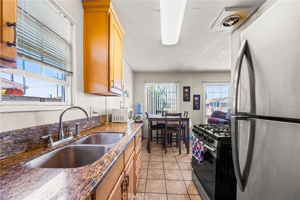 24412 Broad Property Photo 12