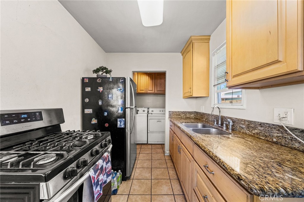24412 Broad Property Photo 13