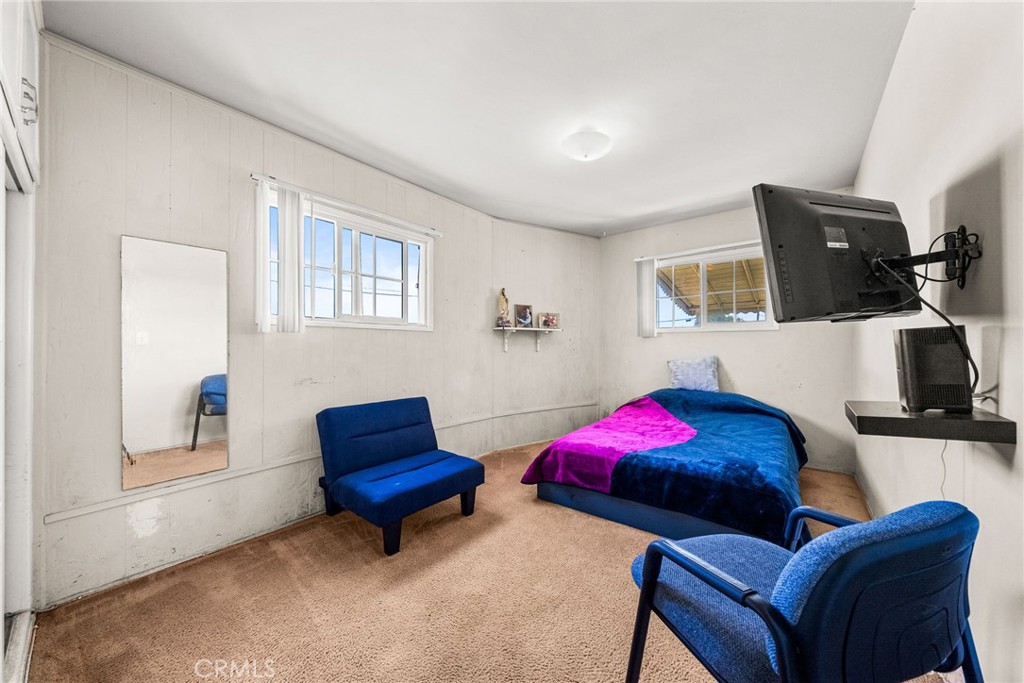 24412 Broad Property Photo 28