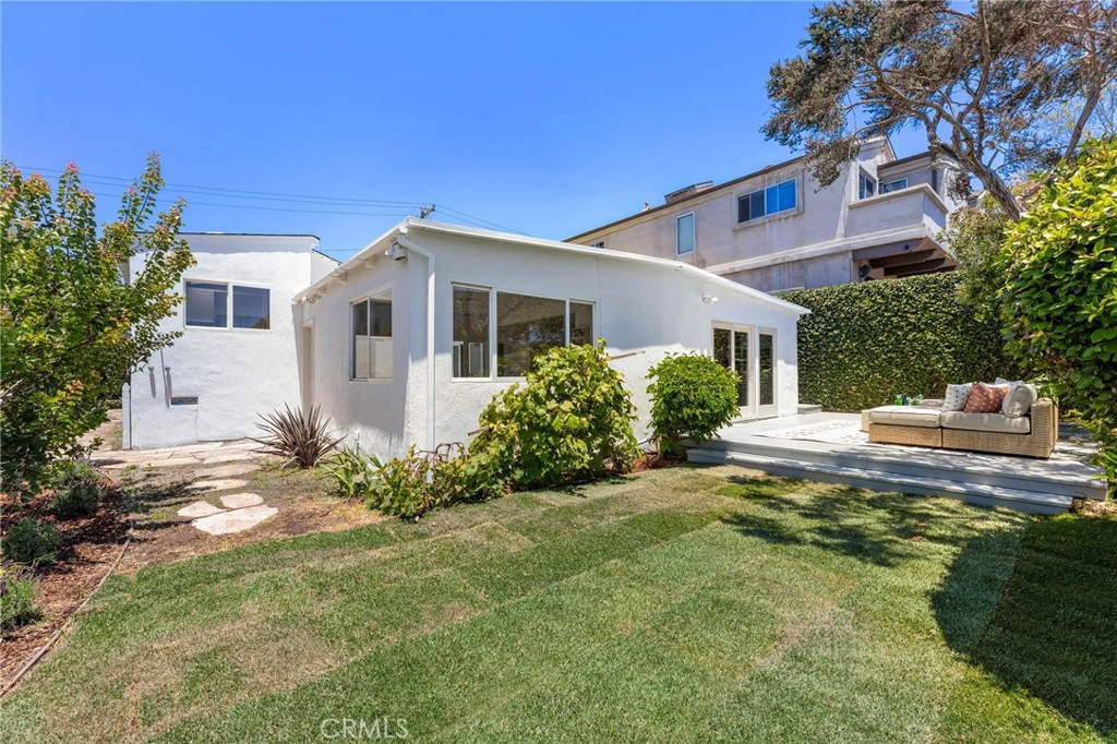 1136 8th Street Property Photo 23