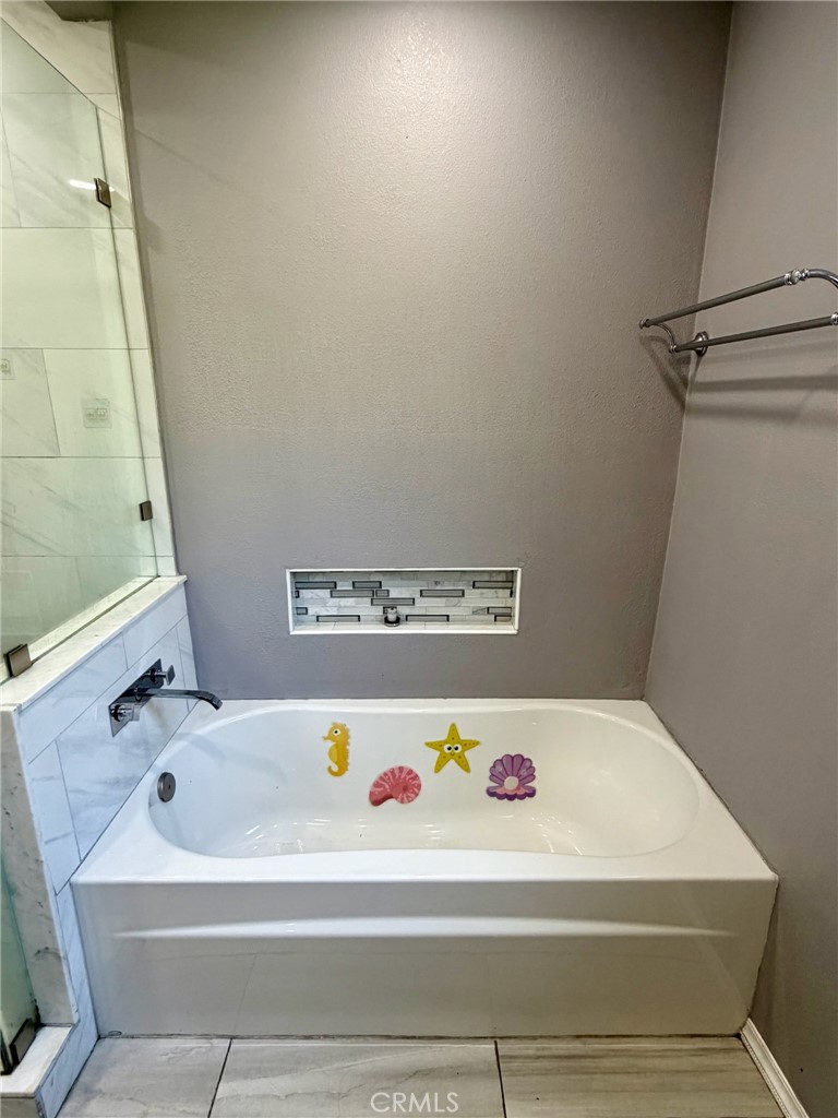 2752 E Harrison Property Photo 10