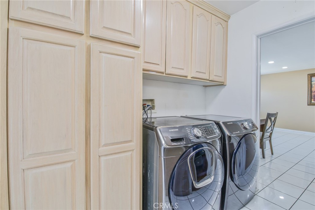 164 E 235th Street Property Photo 19