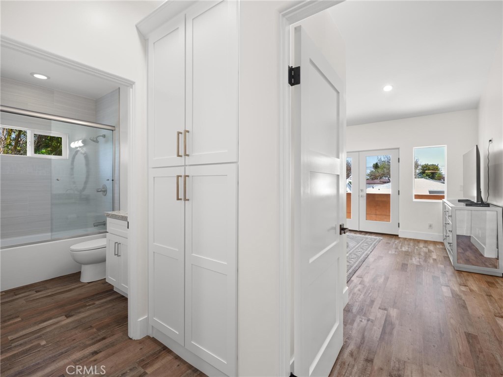 18426 Mansel Property Photo 37