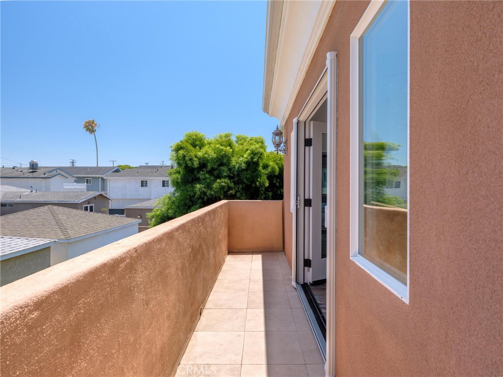 18426 Mansel Property Photo 50