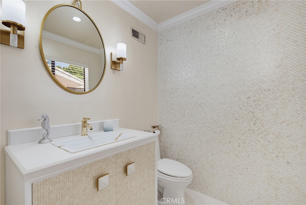 8 Burrell Lane Property Photo 23