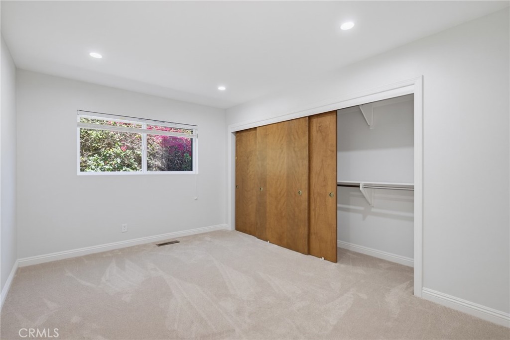 8 Burrell Lane Property Photo 25
