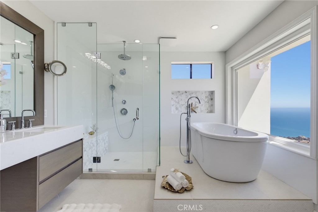 8 Burrell Lane Property Photo 34