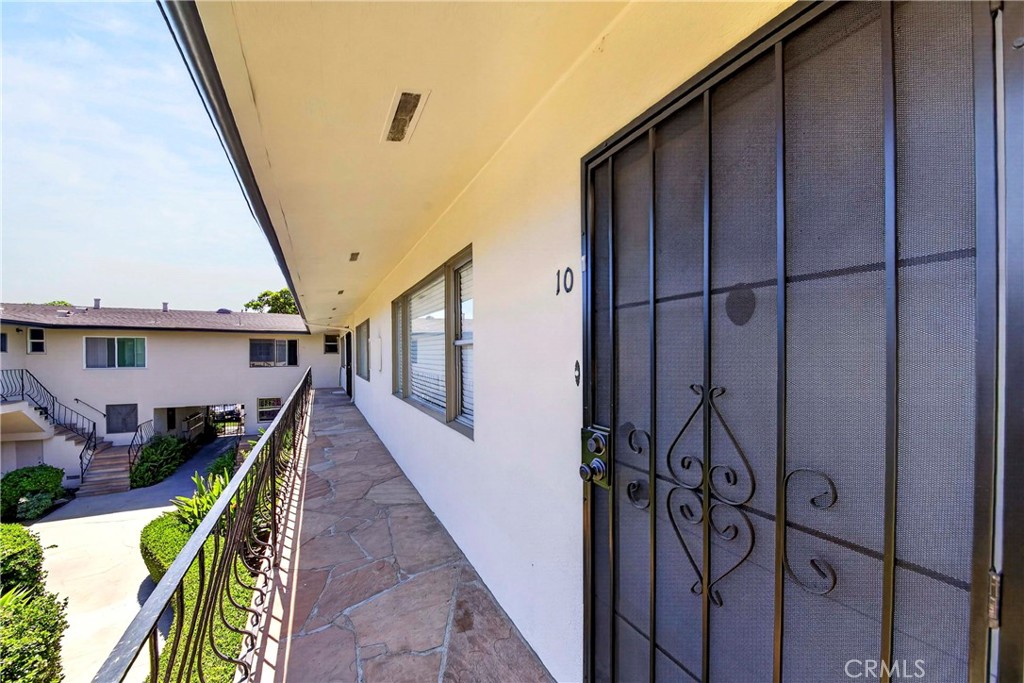 728 Cedar Property Photo 6