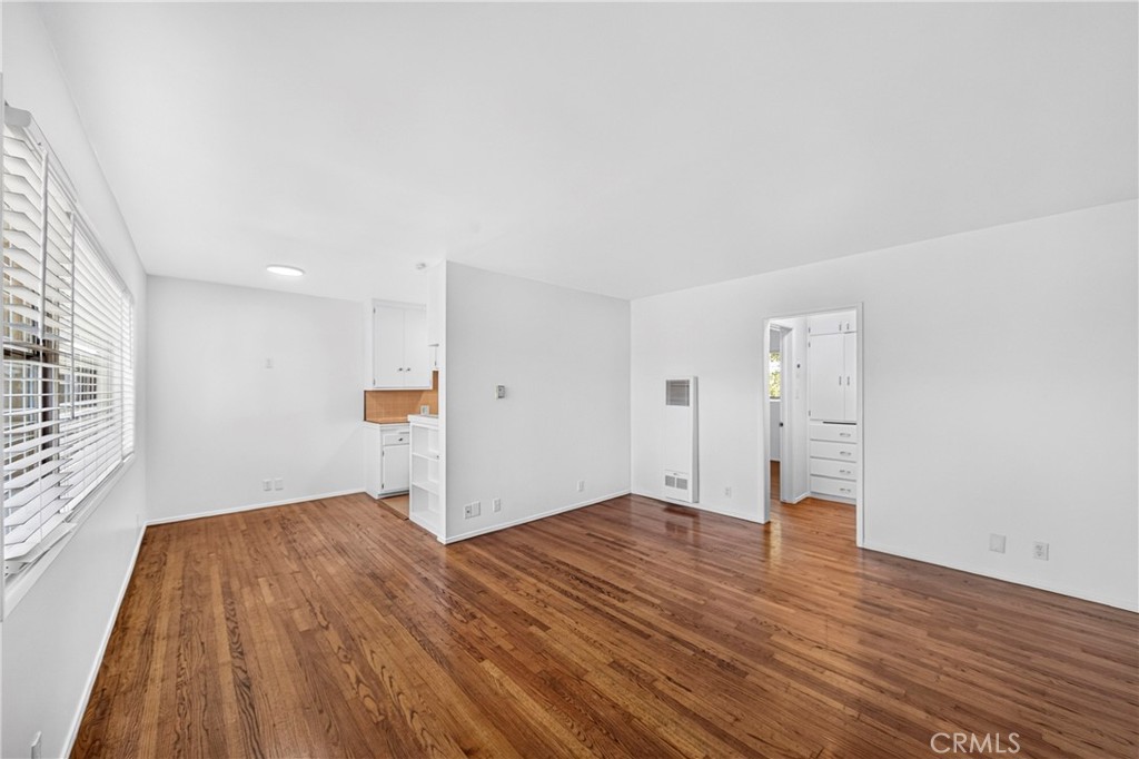 728 Cedar Property Photo 7