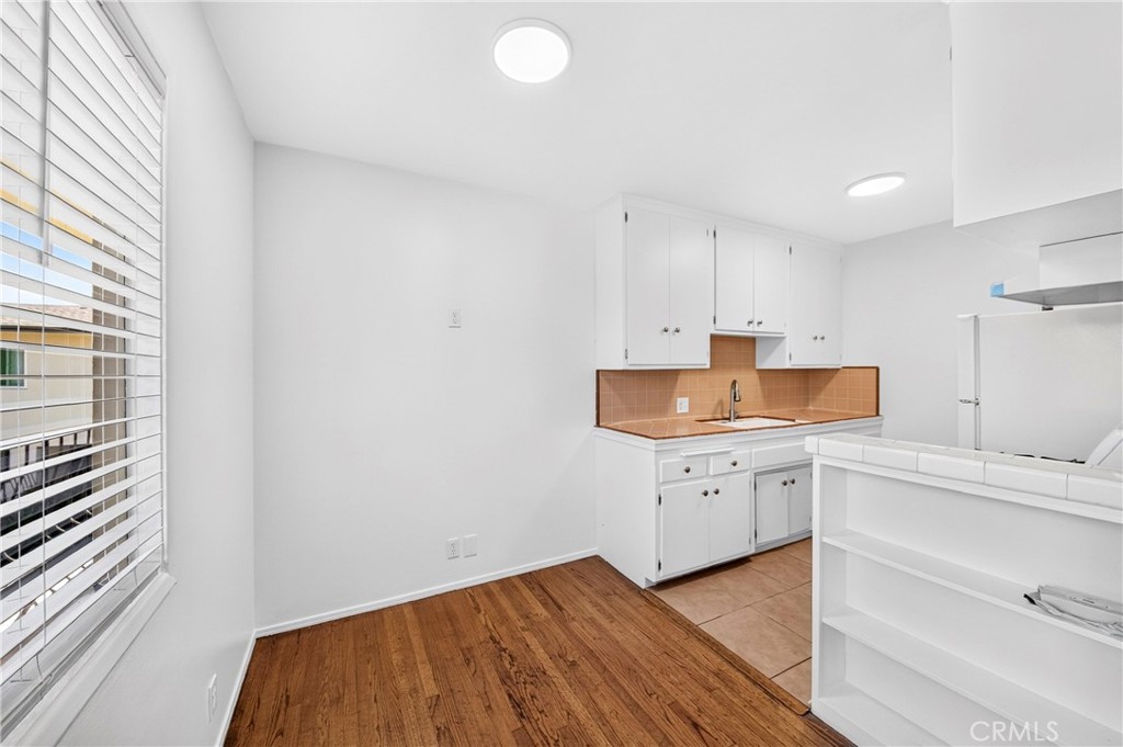 728 Cedar Property Photo 9