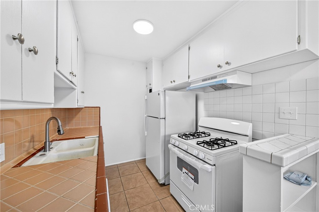 728 Cedar Property Photo 11