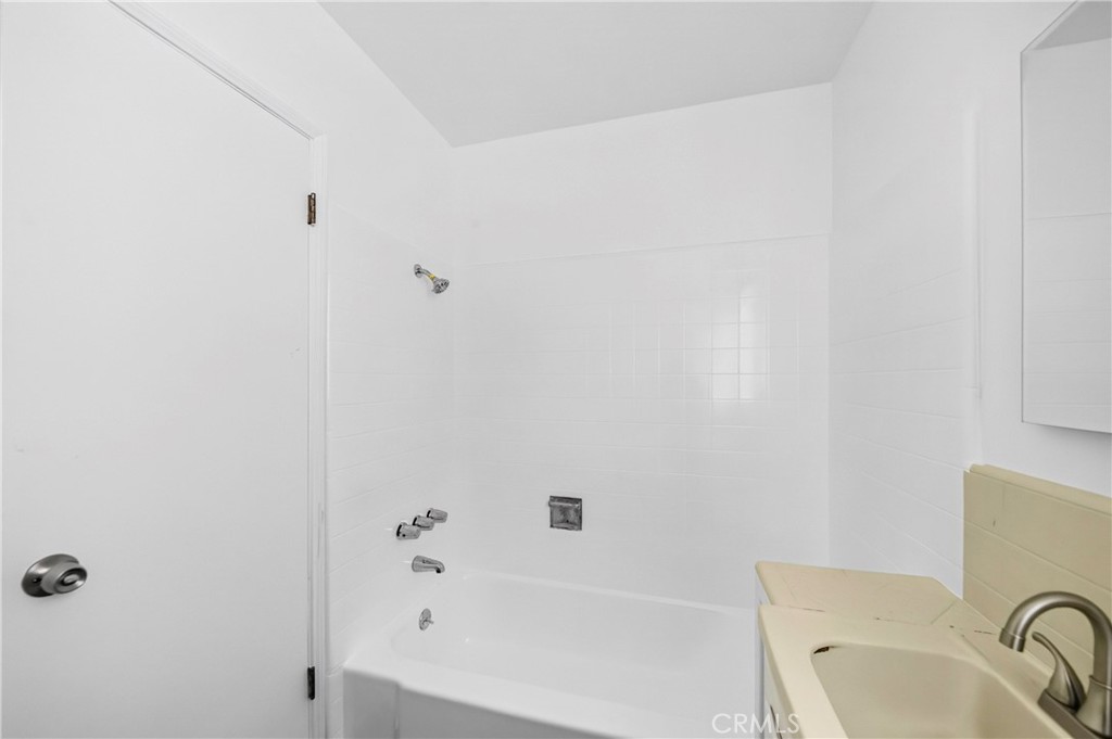 728 Cedar Property Photo 21
