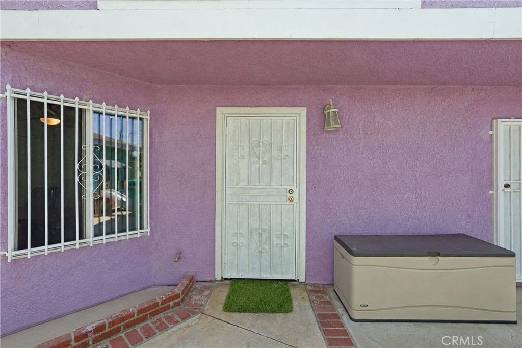 241 Orleans Property Photo 2