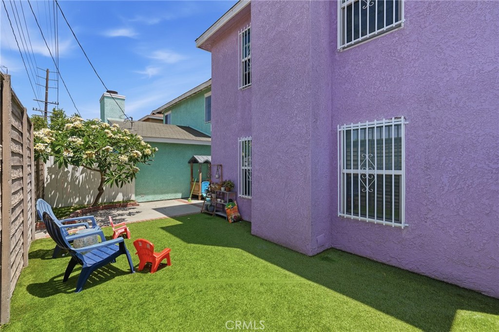 241 Orleans Property Photo 29