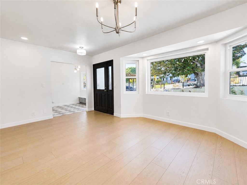 1026 Avenue A Property Photo 5