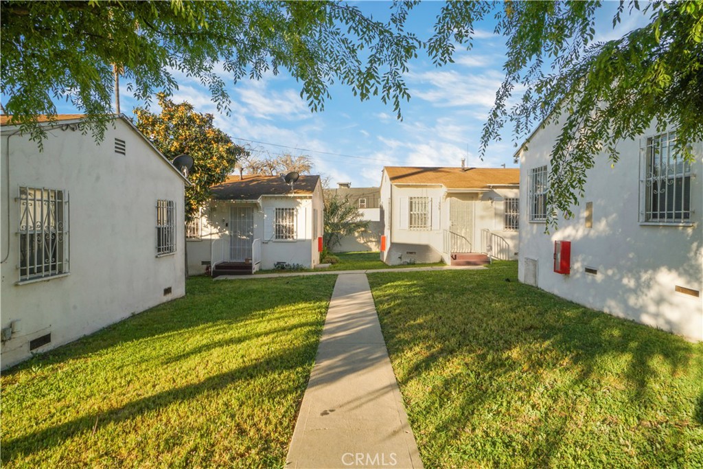 335 339 Centinela Ave Property Photo 7