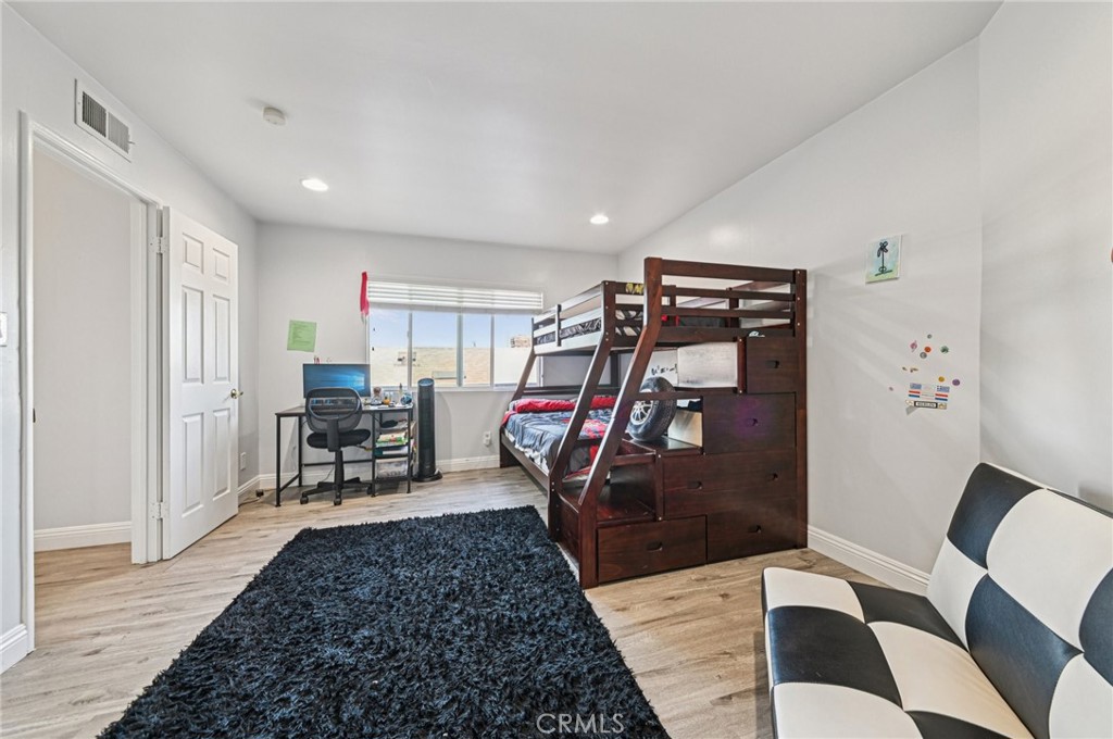 2120 Ronsard Road Property Photo 13