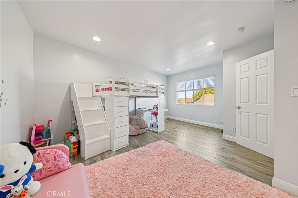 2120 Ronsard Road Property Photo 16