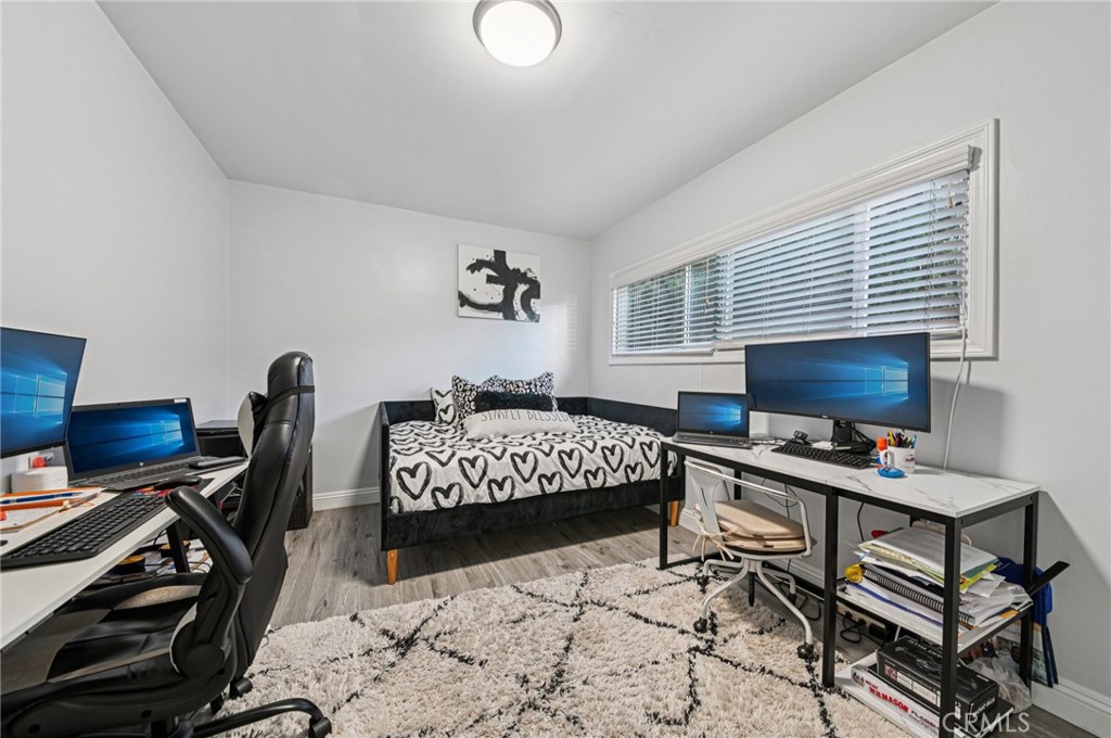 2120 Ronsard Road Property Photo 21