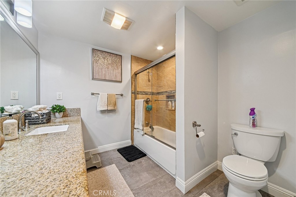 2120 Ronsard Road Property Photo 24