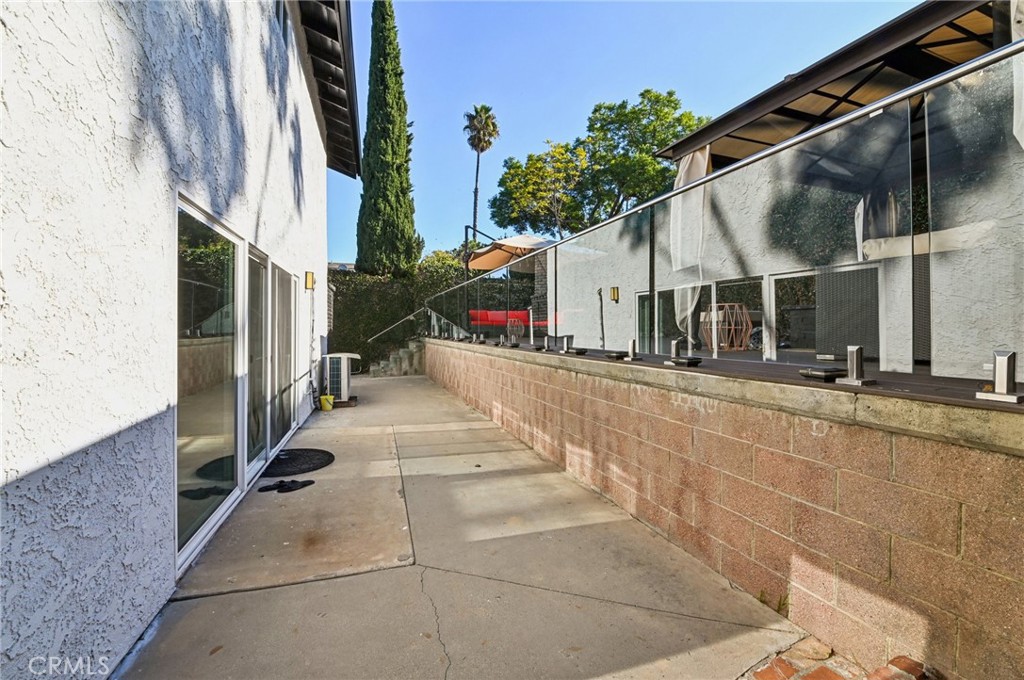 2120 Ronsard Road Property Photo 27