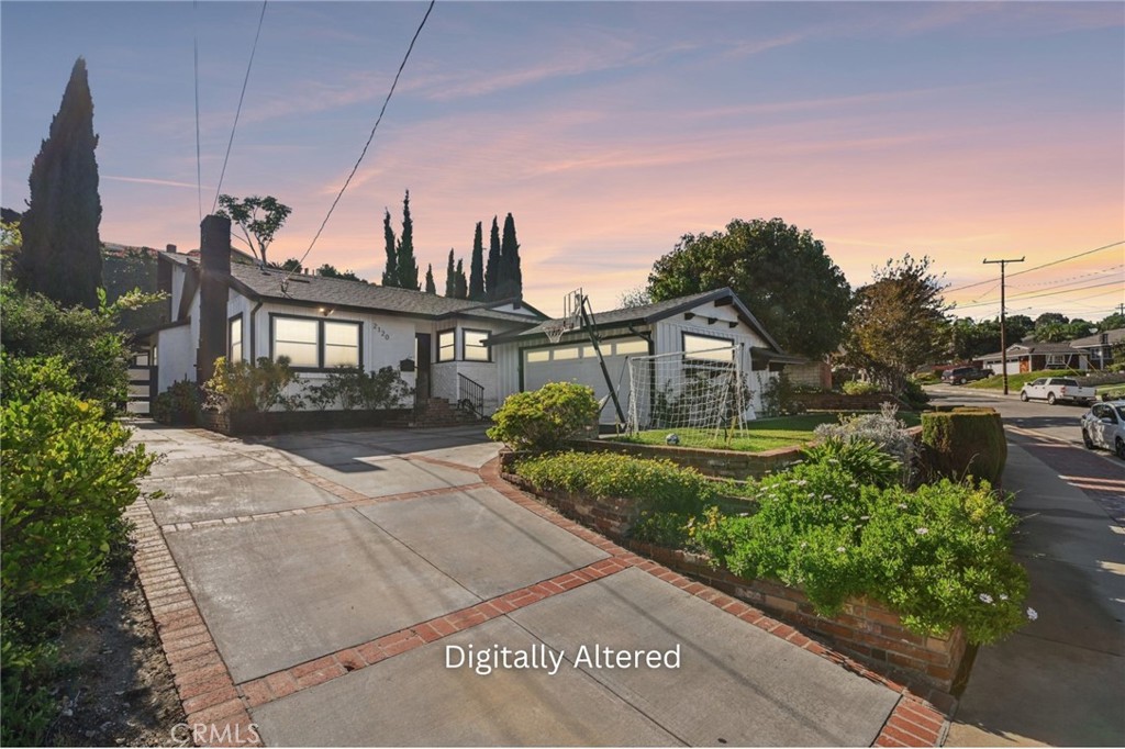 2120 Ronsard Road Property Photo 33