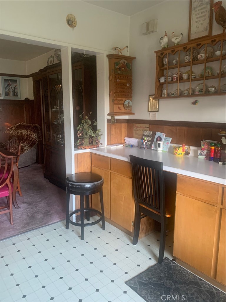 1567 La Salle Property Photo 6
