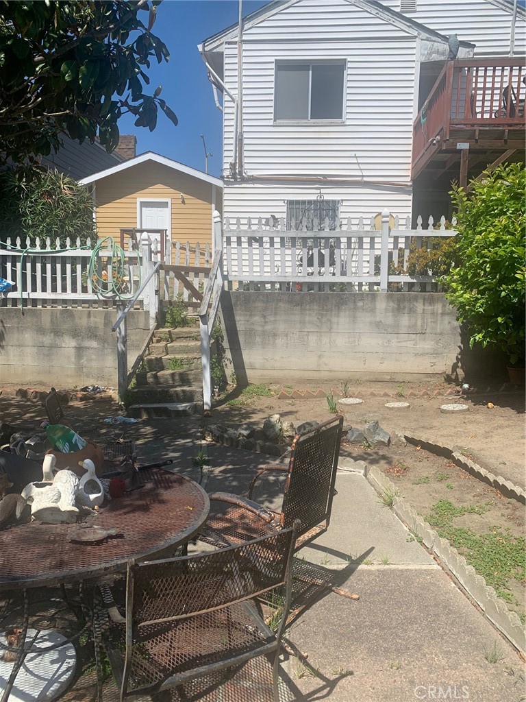 1567 La Salle Property Photo 10