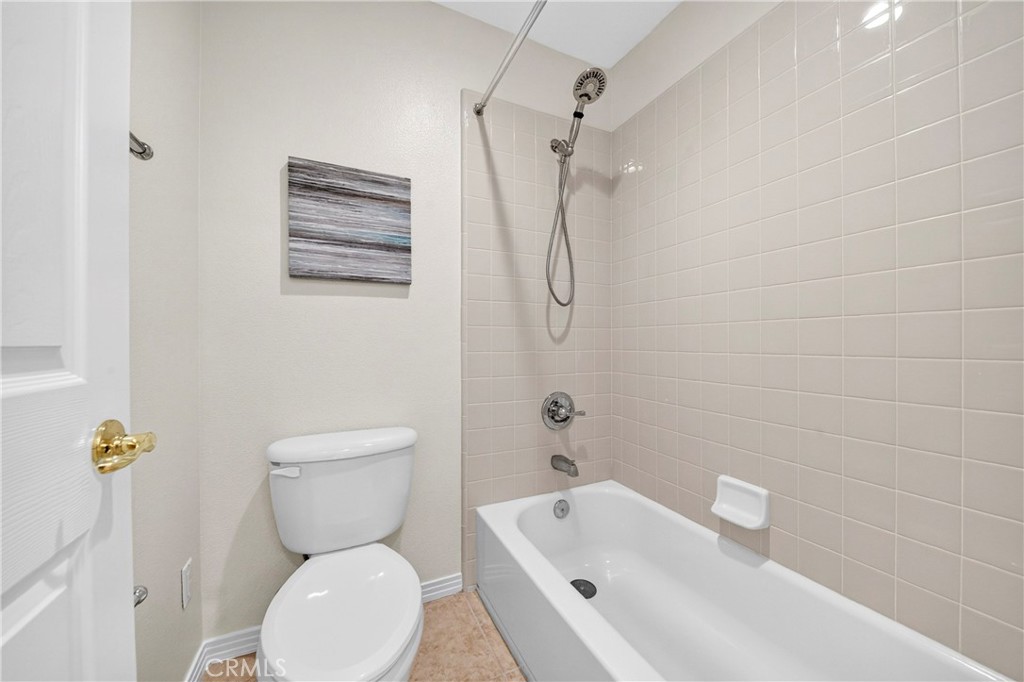 2889 Plaza Del Amo 117 Property Photo 36