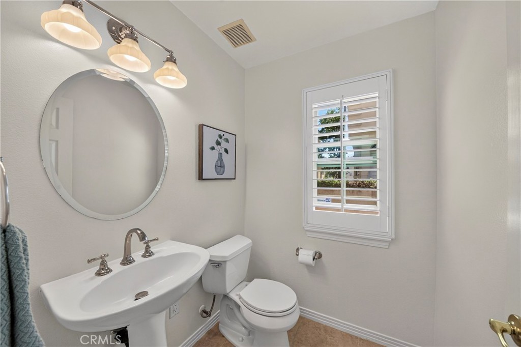 2889 Plaza Del Amo 117 Property Photo 40