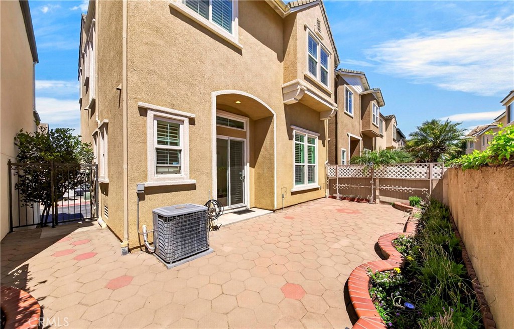 2889 Plaza Del Amo 117 Property Photo 49