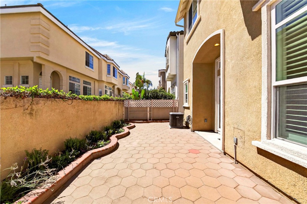 2889 Plaza Del Amo 117 Property Photo 51