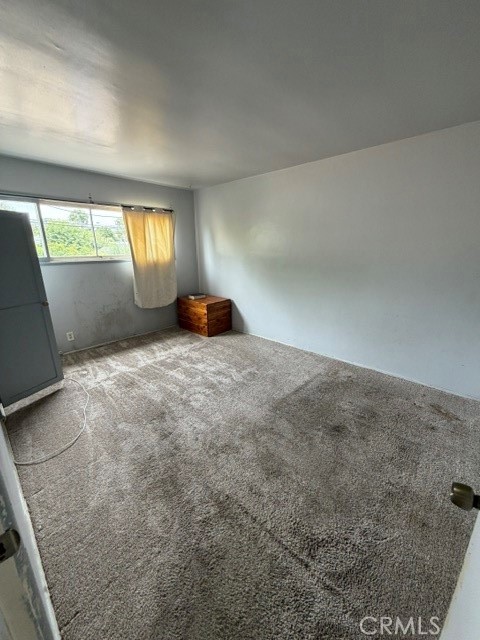 2909 N Valley Property Photo 6