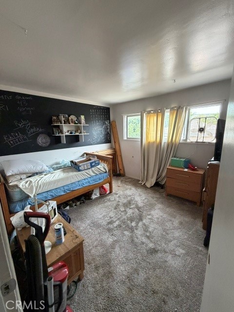 2909 N Valley Property Photo 8