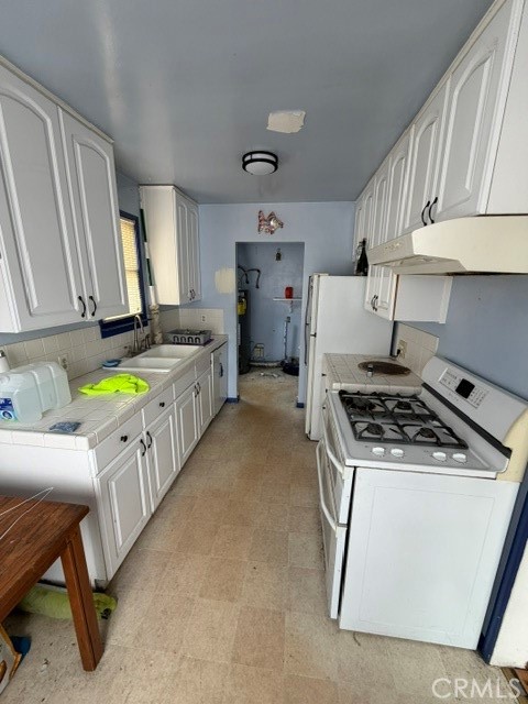 2909 N Valley Property Photo 9