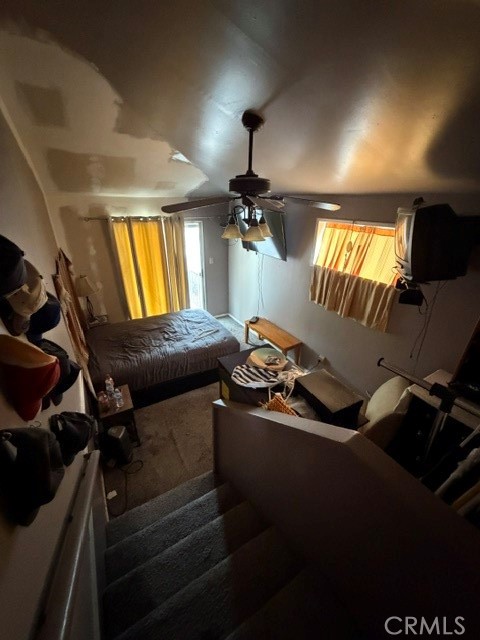 2909 N Valley Property Photo 10