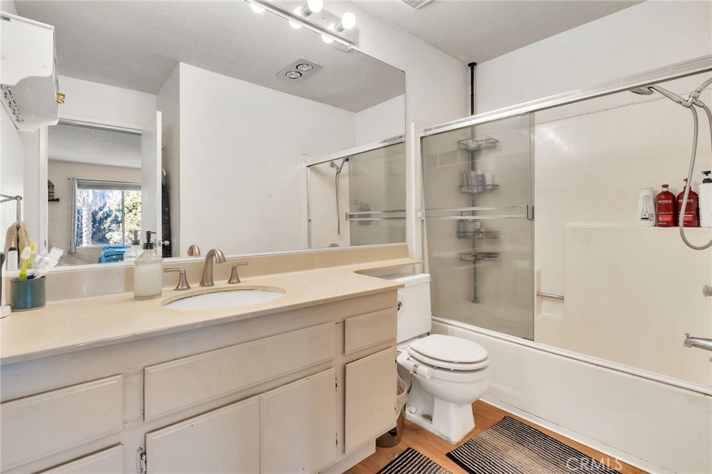 22216 S Vermont Avenue 201b Property Photo 14