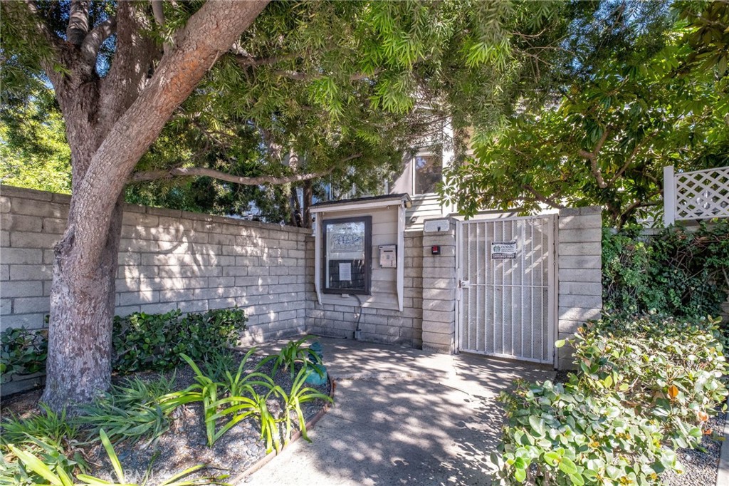 22216 S Vermont Avenue 201b Property Photo 24