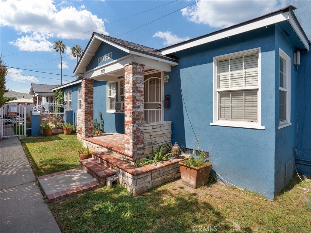 5126 W El Segundo Boulevard Property Photo 3