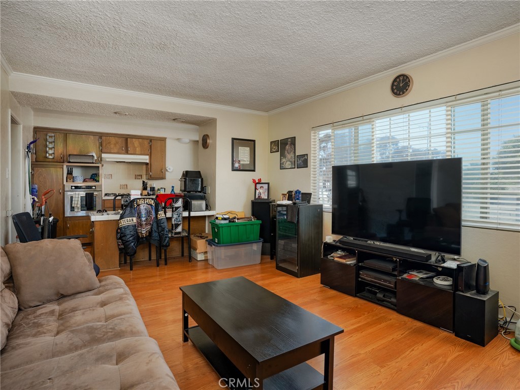 5126 W El Segundo Boulevard Property Photo 10