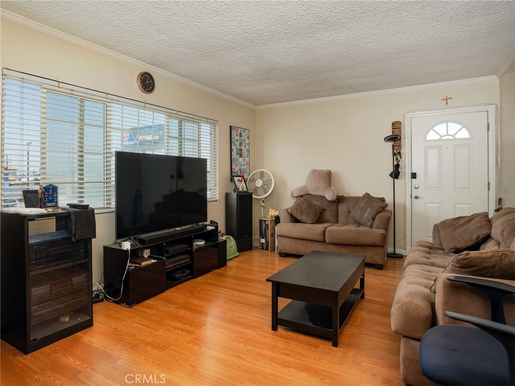 5126 W El Segundo Boulevard Property Photo 11